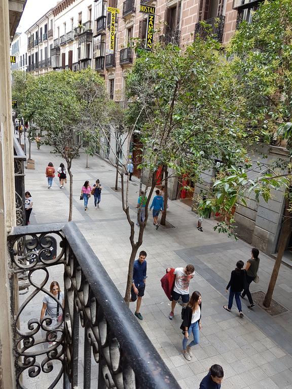 Estudio Grande Madrid Centro Bagian luar foto